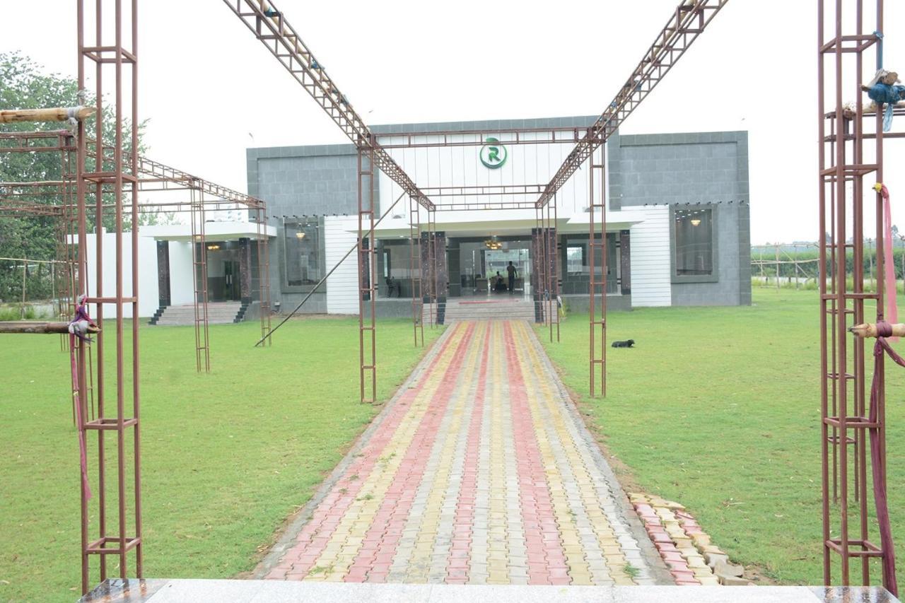 Royal Green Celebrate In Style Saharanpur Eksteriør billede
